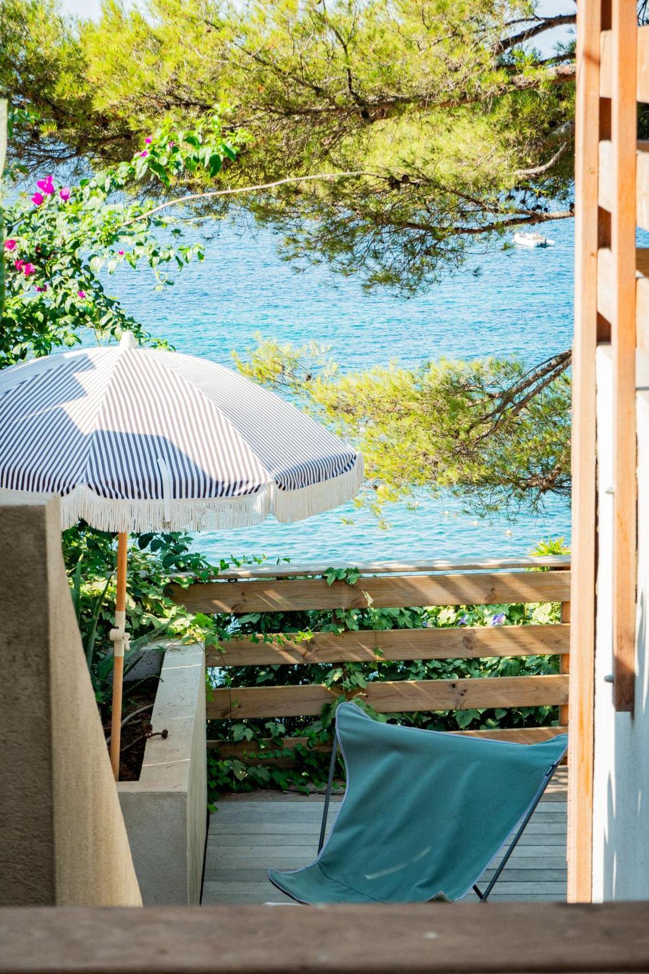 Cabanon Moderne, Les Pieds Dans L'Eau, 2 Chambres لو براديت المظهر الخارجي الصورة